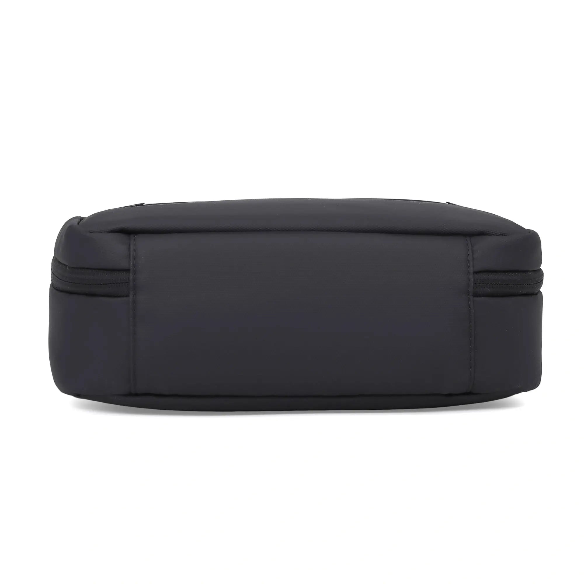 Nomado Toiletry Bag